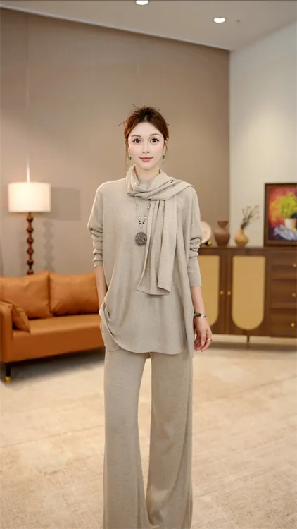 秋冬保暖【暖心】高端杏色时尚遮肉套头毛衣长袖针织洋气套装-9520#