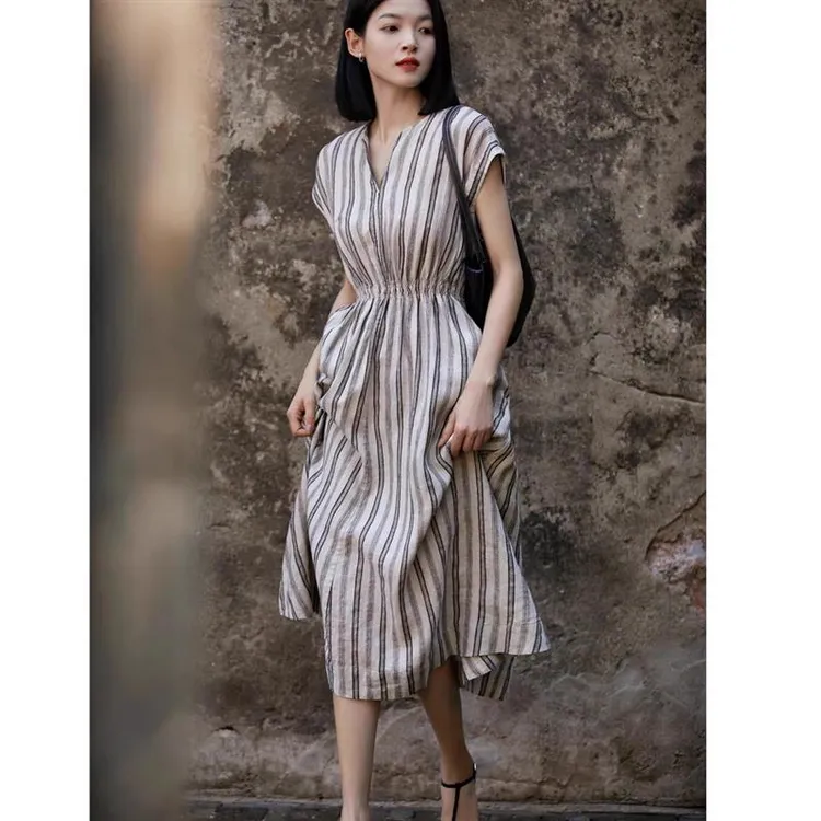 商场同款哥家2025显瘦新款气质法式灰条纹亚麻短袖连衣裙夏季女