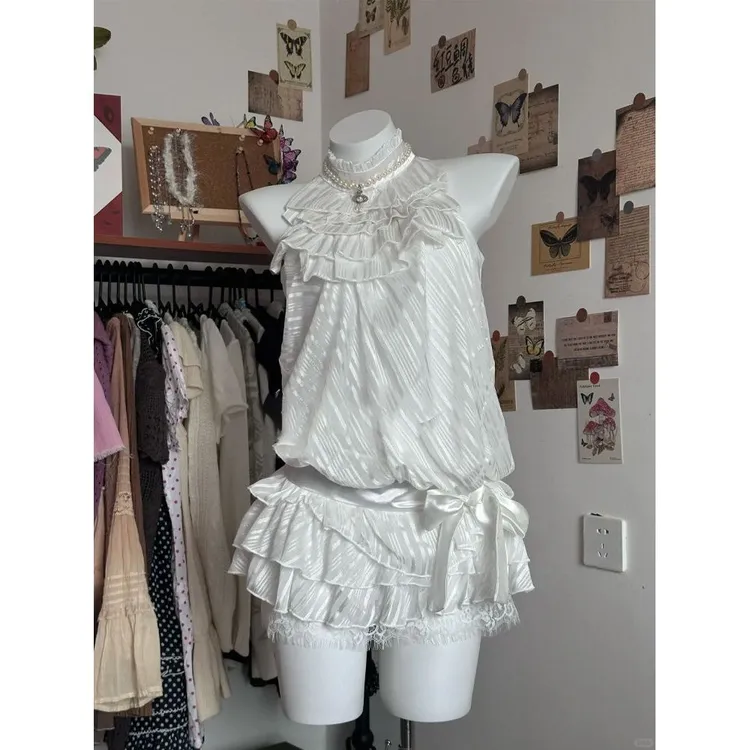 古早感 很有韵味的奶杏挂脖上衣+半裙套装2025春夏小个子日系新款