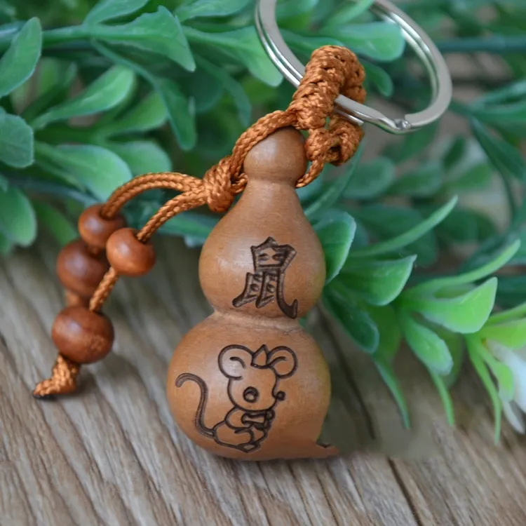 【师傅推荐】老桃木雕刻十二生肖葫芦创意钥匙扣随身带物件
