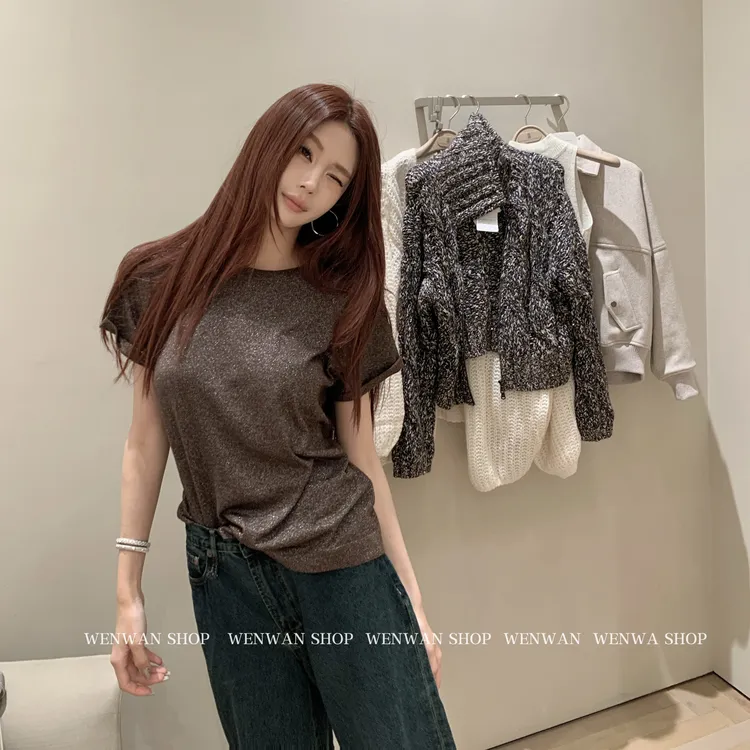 【贵里贵气】软糯圆领通勤显瘦小众短袖t恤女秋冬搭配设计感短袖T恤