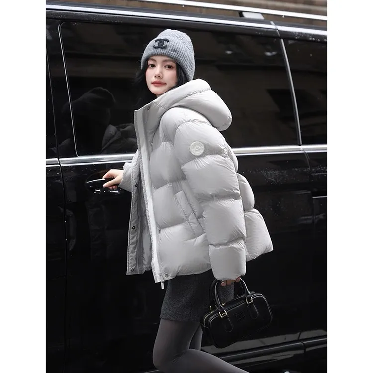 波司登极地联名女2025新款羽绒服冬季时尚宽松显瘦连帽小个子