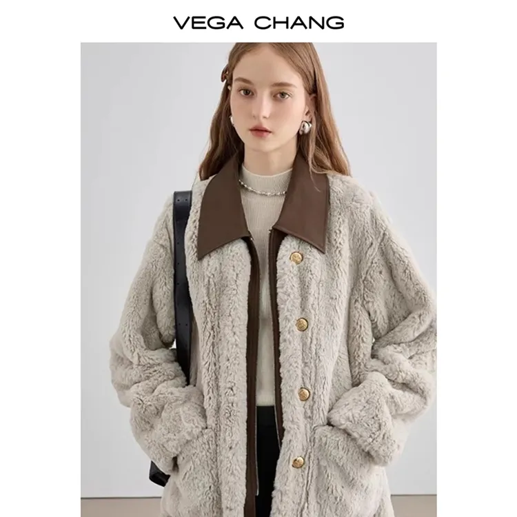 VEGA CHANG2025宽松感显瘦毛绒皮毛一体外套百搭090388暖系穿搭