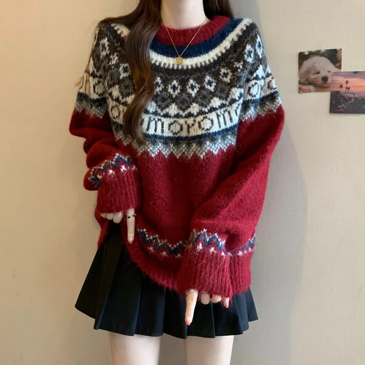 费尔岛圣诞复古红色加厚毛衣女冬新款大码胖MM减龄提花撞色针织衫