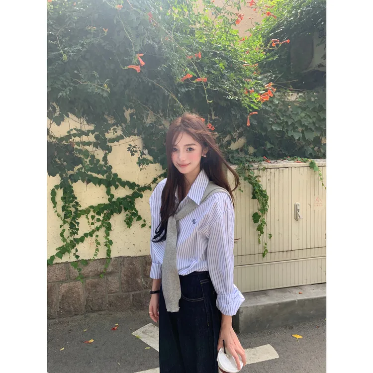 2025早春韩系穿搭气质高级感长袖条纹衬衫叠穿针织披肩两件套女