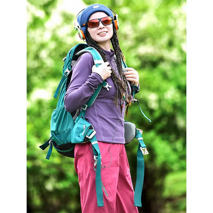 北京森林户外原创秋季亲肤保暖四面弹运动跑步修身速干衣T恤女式