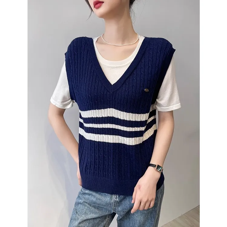 假两件冰丝针织马甲条纹短袖女t恤夏季叠穿v领设计感上衣2025新款