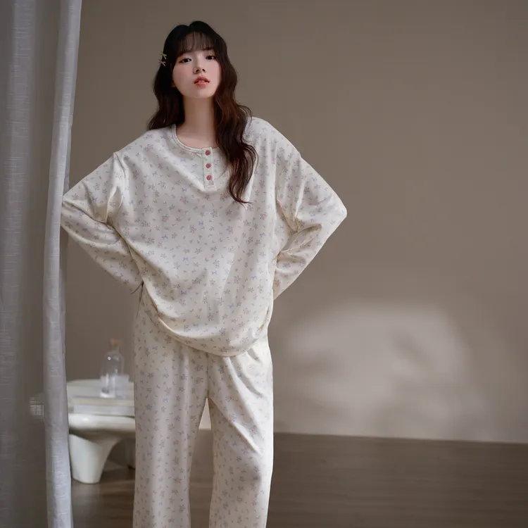 思莉太太【知名浪漫】洋气可外穿睡衣女款春秋温柔风碎花舒适家居服
