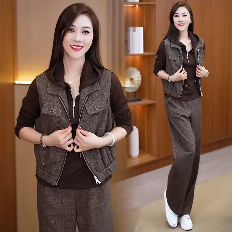 2025年春秋季新款时尚显瘦减龄套装女连帽卫衣马甲阔腿裤三件套潮