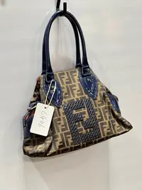 95新 FENDI/芬迪 夏七中古/芬迪 老花单肩包c406