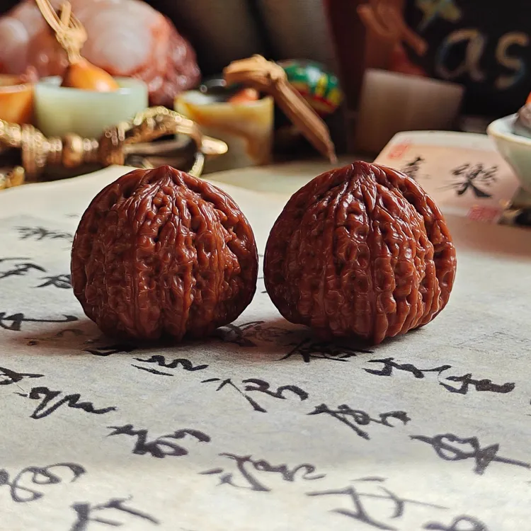 文玩小核桃手捻边33+毫米左右包浆手捻小核桃配对不错一物一图