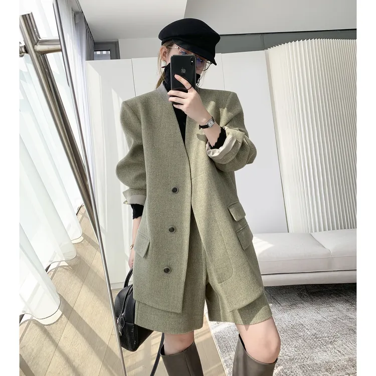 懂点毛呢套装女2025冬季新款韩版休闲中裤羊毛西装套装两件套