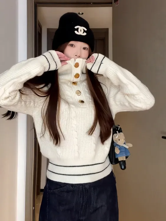 韩系高级感米白色高领毛衣女秋冬收腰显瘦内搭毛针织衫麻花上衣