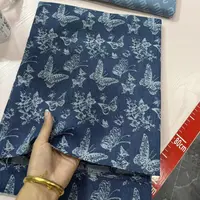布料深色蝴蝶牛仔1-1.2-1.5米多拍连裁