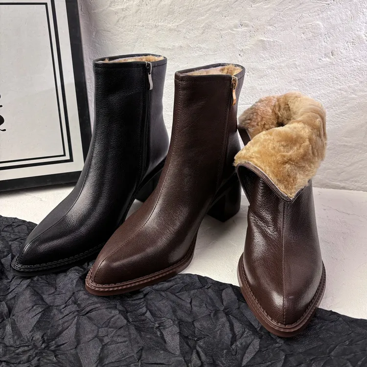 鞋型绝了~静音高跟羊毛靴女尖头短靴2025冬季加厚皮毛一体雪地靴