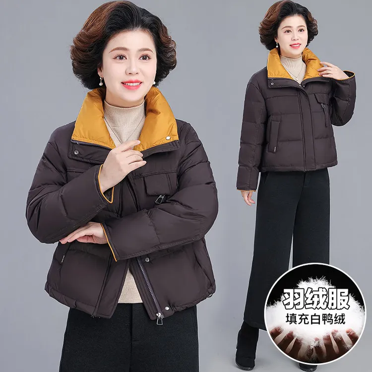 中年妈妈五十多岁洋气羽绒服贵夫人品牌女装冬装白鸭绒外套高级感
