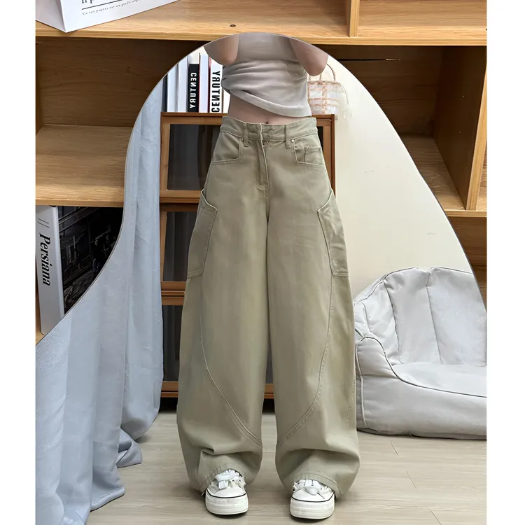 卡其色工装阔腿牛仔裤女2025年新款秋季大口袋宽松显瘦休闲弯刀裤