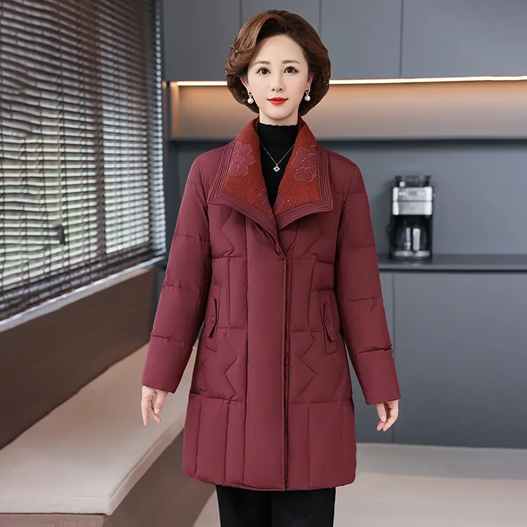 冬装中老年中长款羽绒服女2025年新款50岁妈妈洋气白鸭绒保暖外套