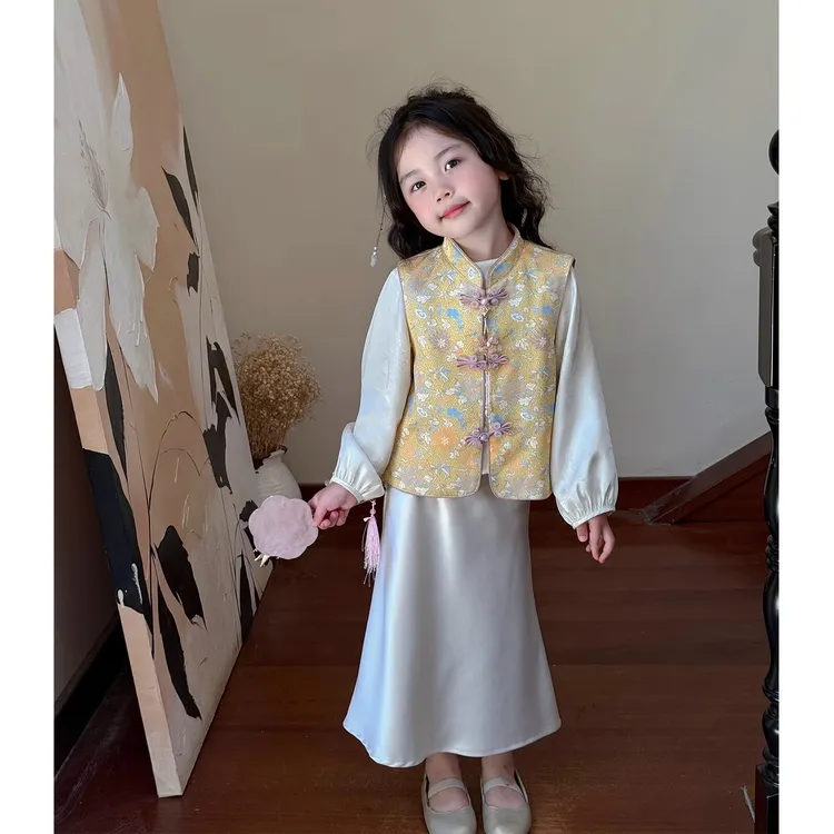 中秋节女童旗袍儿童国风新中式套装秋季小女孩金色马甲超仙汉服裙