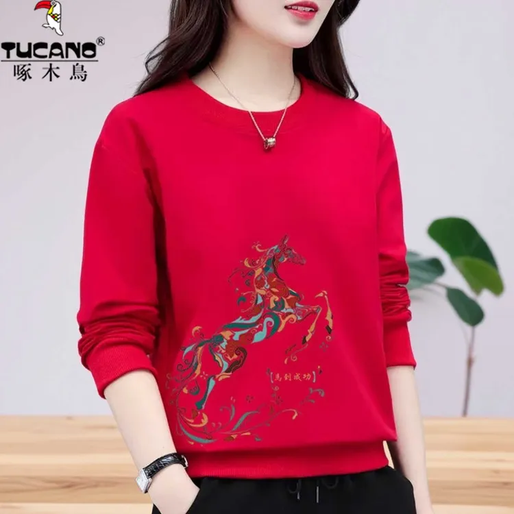 啄木鸟红色圆领加绒加厚卫衣女马年本命年衣服冬季洋气上衣外套