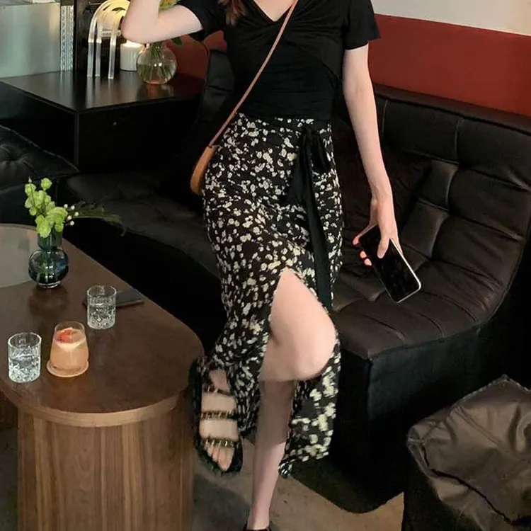2025碎花开叉半身裙收腰显瘦气质高腰时尚法式半身裙女夏季小个子