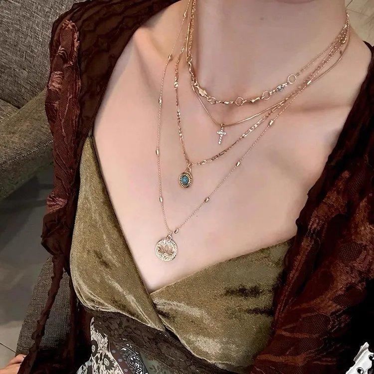 合金项链 波西米亚十字项链镂空花朵吊坠颈链复古多层叠戴锁骨链