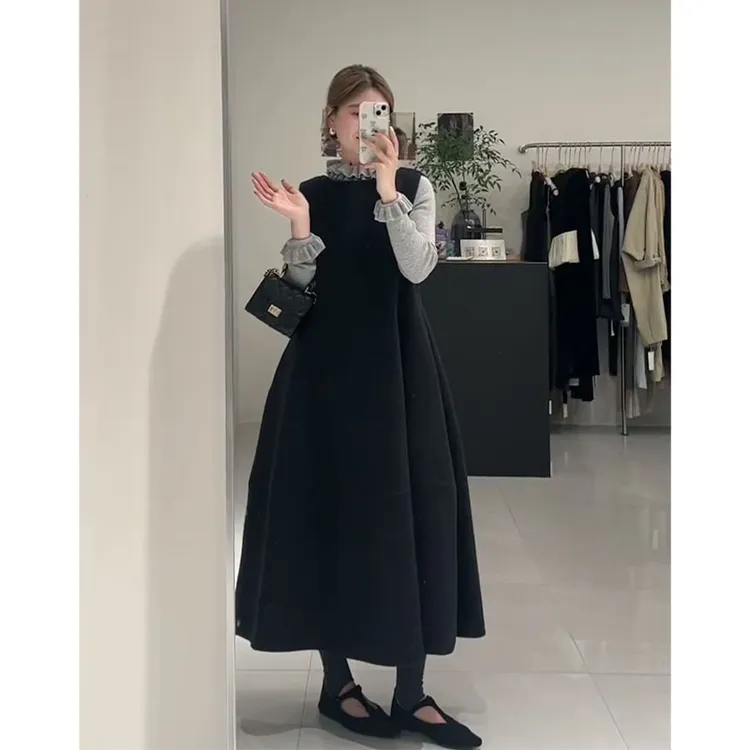 2025秋季新款女法式设计感木耳边长袖毛衣上衣收腰显瘦背心连衣裙