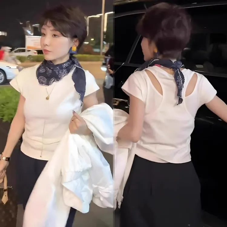 设计感镂空露背正肩飞飞袖t恤女2025新款夏季修身小个子短款上衣