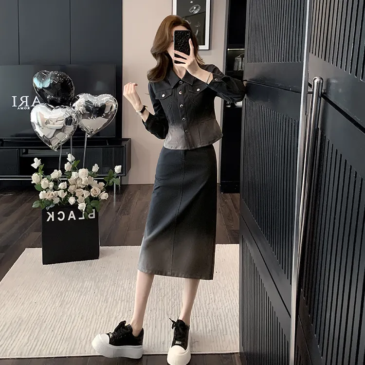 时尚休闲套装裙女2025春秋新款盐系穿搭减龄修身显瘦半身裙两件套