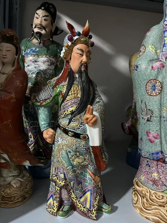 武财神关羽景德镇雕塑瓷关公关帝圣君伽蓝菩萨家用办公室招财摆件