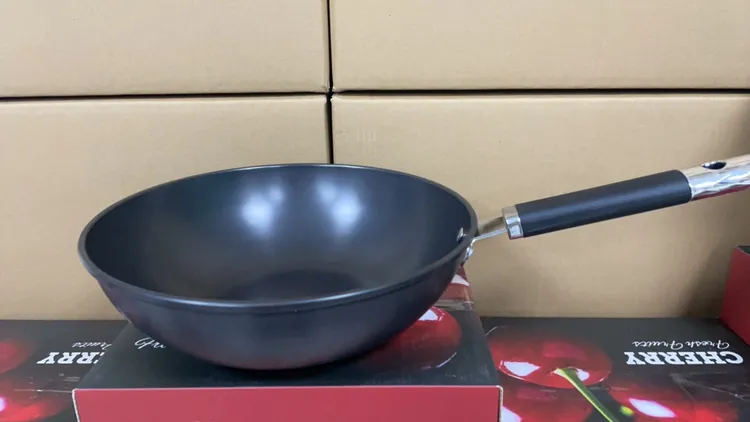加厚铸铁炒锅不粘锅