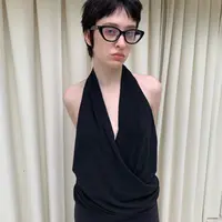 BUZHOU 25SS"老钱精英风"交叉低V露背挂脖弹力吊带显瘦高级感上衣
