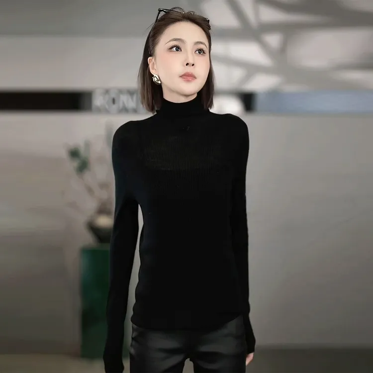 溶溶【黑天鹅】RONGRONG 100绵羊毛高领无缝一体打底羊毛衫JC8168