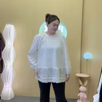 蕾丝花边拼接设计宽松中长款衬衫百搭长袖上衣秋季打底上衣大码女