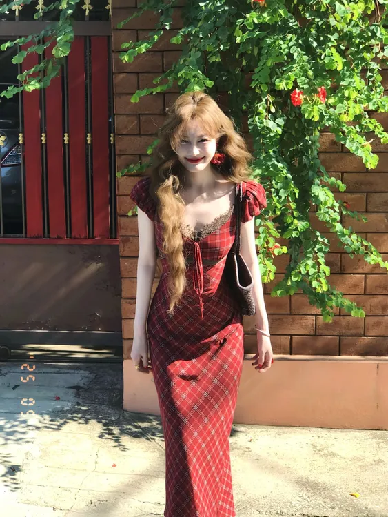 2025夏季新款时尚套装气质显瘦洋气休闲百搭性感辣妹外穿连衣裙女