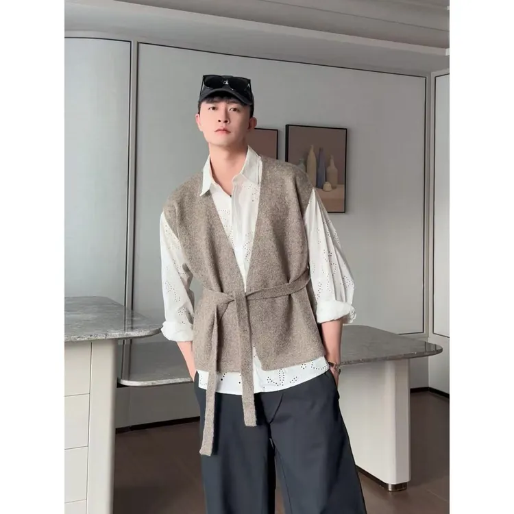 大圣圣 叠穿搭配 复古V领无袖针织马甲男休闲坎肩外套TOA 72586
