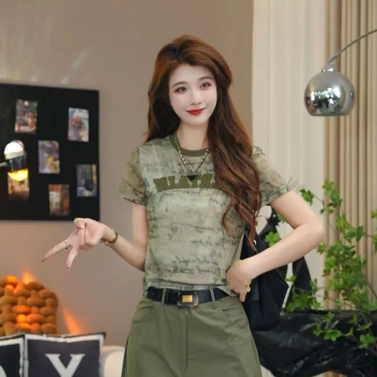 笑歌-夏季微透网纱圆领撞色字母贴布绣修身短袖上衣-新款