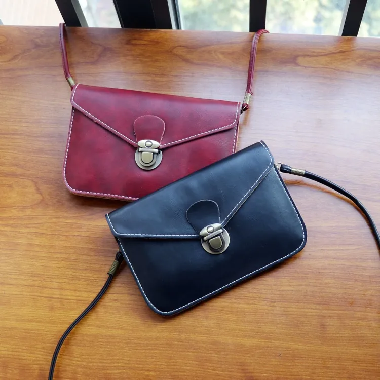 迷你小包包2025新款锁扣手机包女复古时尚单肩斜挎包信封零钱包袋