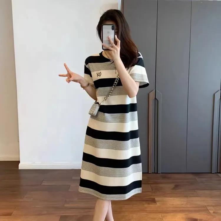 哥弟阿玛施正品夏季新款短袖长款过膝条纹连衣裙女款宽松休闲显瘦