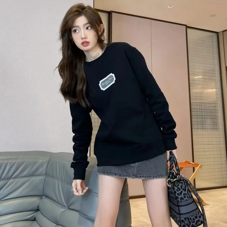 DIOX男士绣花经典字母卫衣修身百搭圆领套头短款秋冬韩版黑色上衣