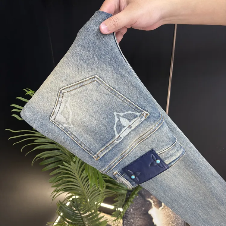 秋冬爆款轻奢潮流复古蓝男士弹力牛仔裤休闲百搭高定小直筒男裤子