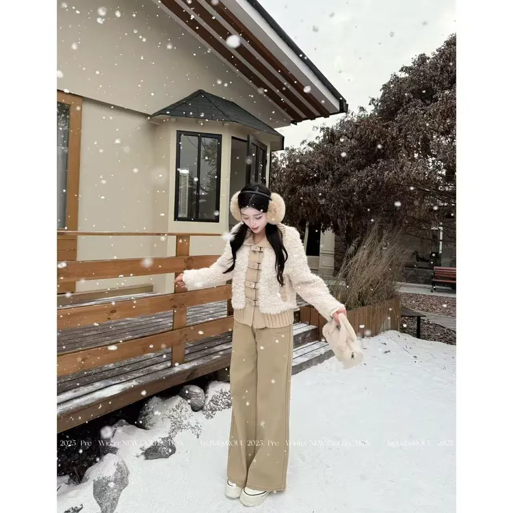 【松绒暖域】温与柔毛绒绒暖糯外套磨毛上衣冬日银狐绒牛仔裤套装