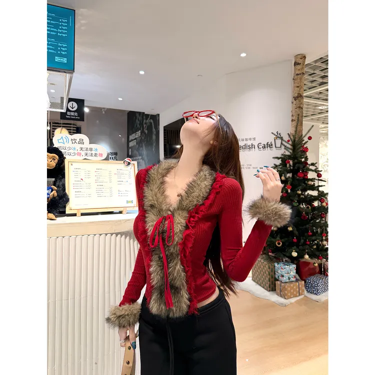 毛毛拼接复古红色v领长袖针织衫女冬季显身材修身内搭氛围感上衣