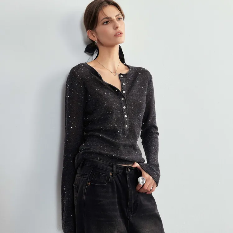 斑鸠琪琪Lean Project“繁星”简约亨利领亮片天丝羊毛圆领针织衫
