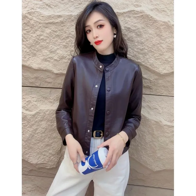 海宁正品2025春秋新款圆领时尚休闲中老年小个子皮衣外套女