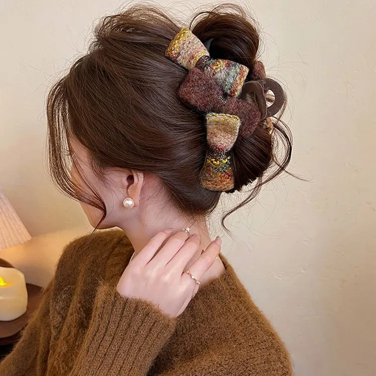 雪松焦糖头发抓夹女毛呢蝴蝶结鲨鱼夹2025新款盘发夹巨好看发饰