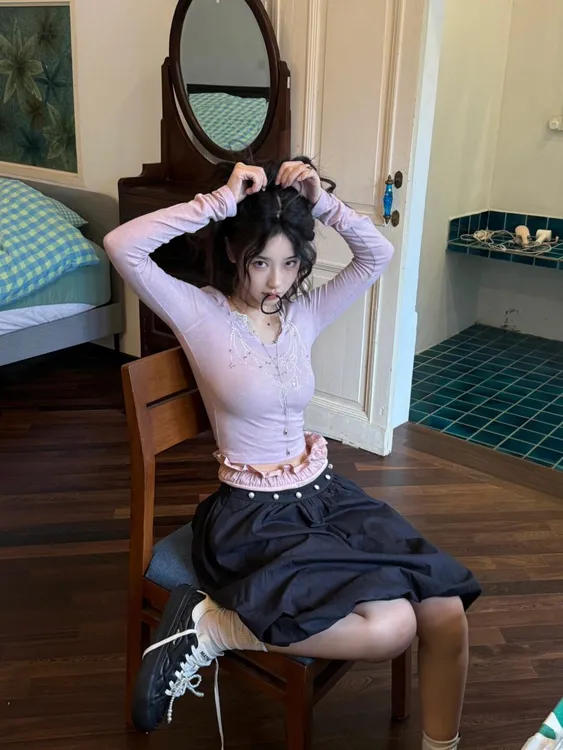 韩系新款蕾丝可露丽长袖短T恤性感甜辣风上衣高腰花苞半身裙套装