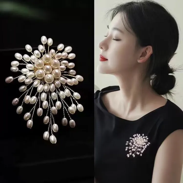 合金胸针 2025新款胸针仿珍珠烟花高档大气胸花女轻奢高级感气质