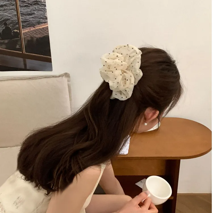 温柔奶油色波点网纱发圈女款新款气质高级感头绳甜美简约白色发饰