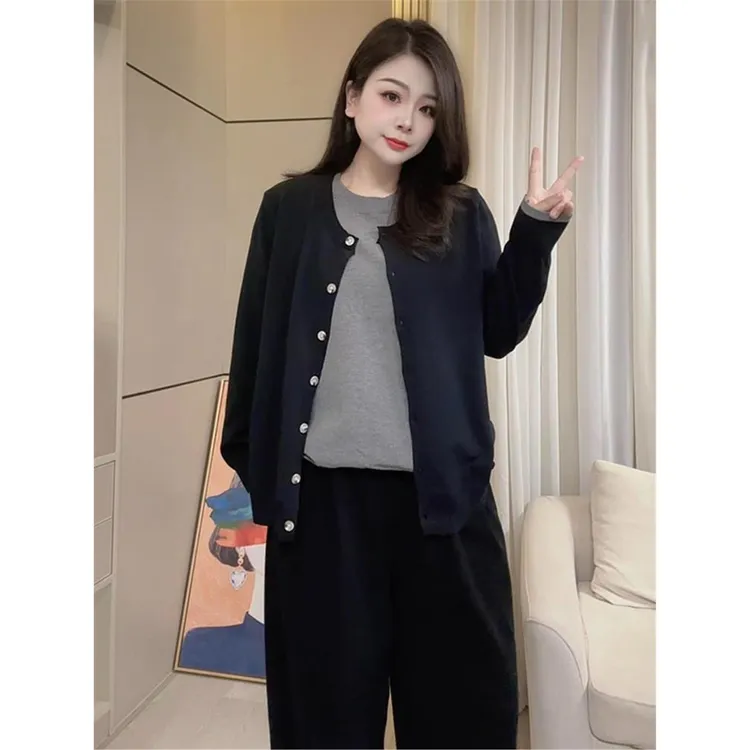 大码女装胖mm韩版圆领假两件撞色长袖针织衫2025秋季宽松显瘦上衣